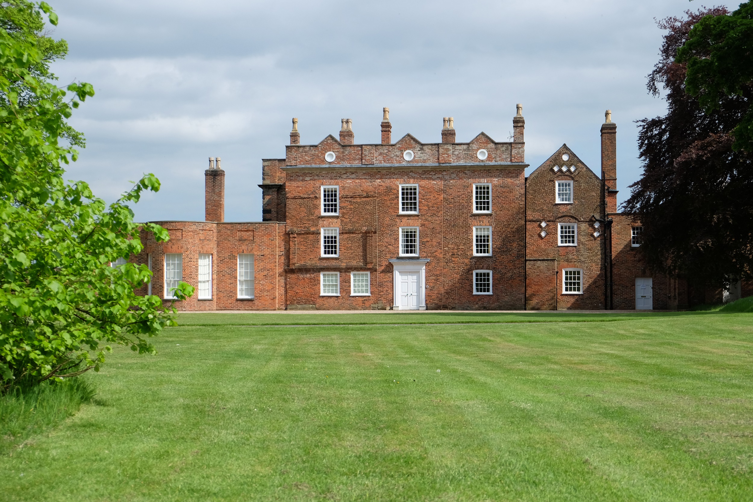 Free Valuations of Antiques and Fine Art at Meols Hall, Southport